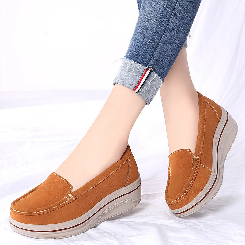 Summer Women Casual Shoes Platform Sneakers Slip on Suede Leather Ladies Moccasins Shoes Wedge Loafers For Women Zapatos Mujer