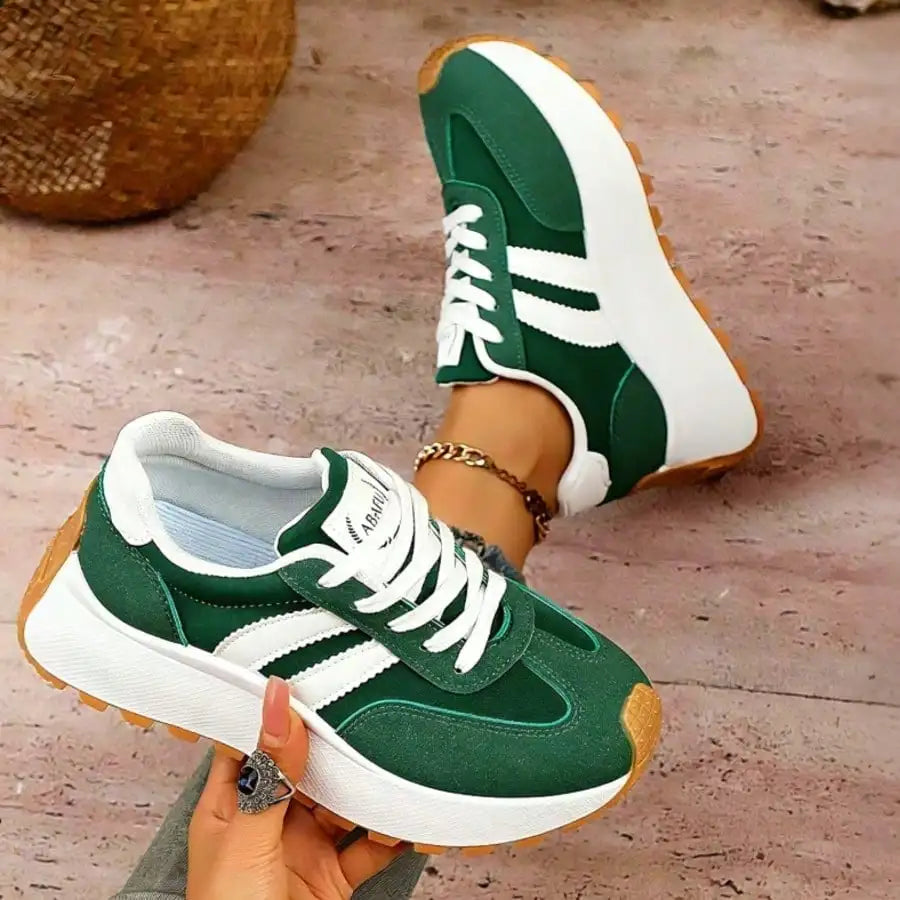 Women 3 Stripes Retro Platform Sneakers Lightweight Walking Shoes, Suede Patchwork Low Top Lace Up Athletic Trainers, Non Slip Cushioned Casual Footwear for  All Season Wear