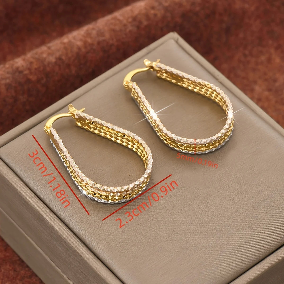 1Pair Sparkling Hoop Earrings, Golden Copper Ear Jewelry, Elegant Simple Style Oval Earrings For Women