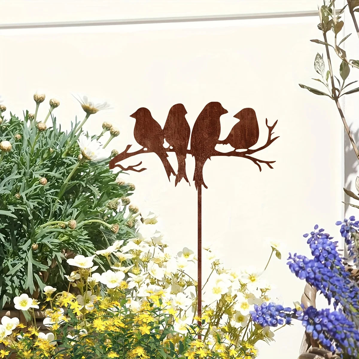 Rusty Metal Bird Garden Stake – Decorative Outdoor Decor – For Garden Patio Balcony Planter – Holiday Gift