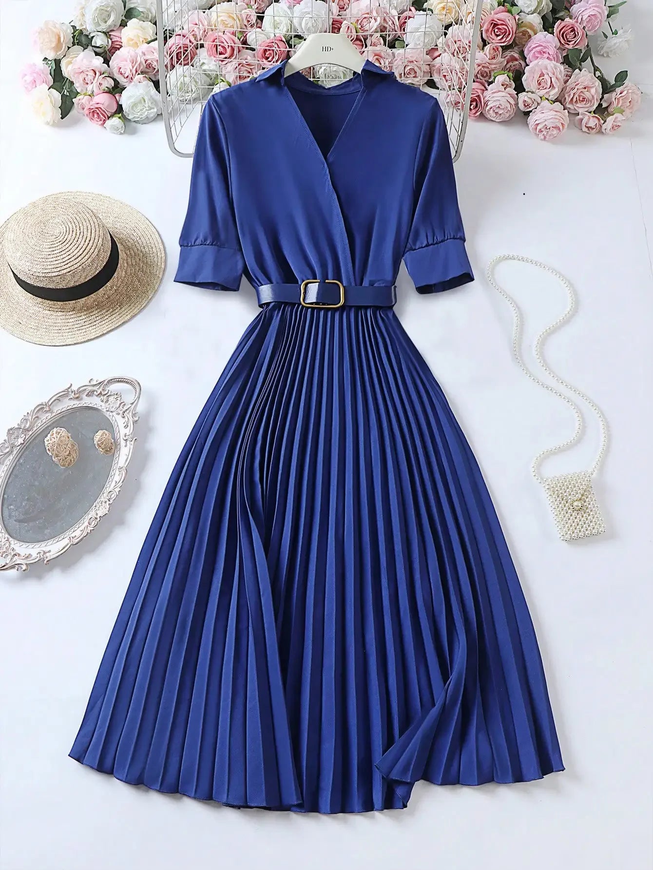 Elegant Waist-Cinching Solid Color Pleated Skirt With Belt, Short Sleeve Dress, Spring/Summer
