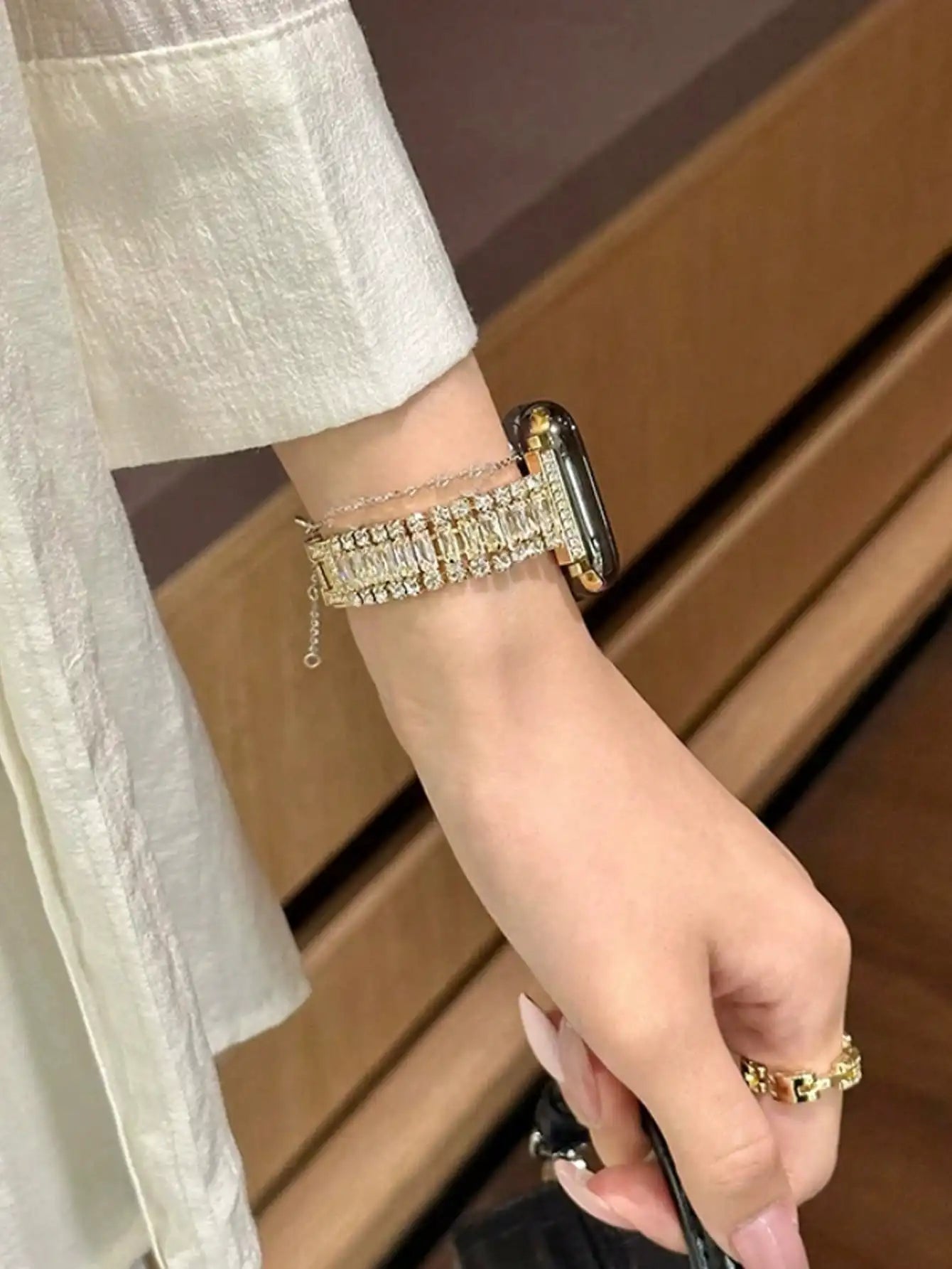 Triple-Row Sparkling Diamond Gold Metal Apple Watch Band for Women, Luxury High-End Adjustable Bracelet, All Sizes 38-49mm Compatible with Ultra SE Series 1-11, Fashion Jewelry Gift for Birthday Party