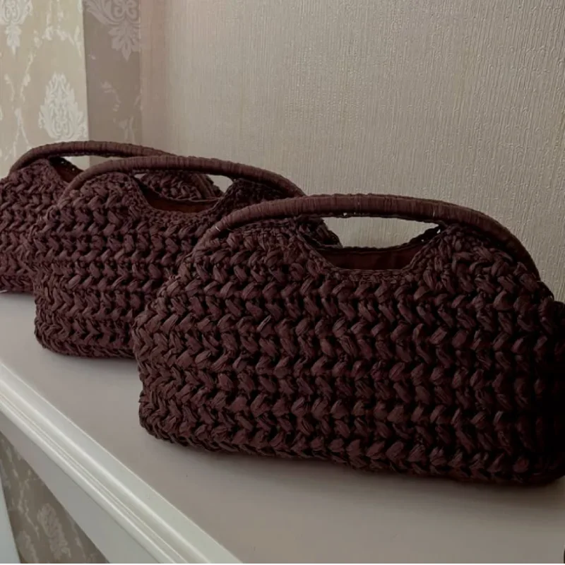 Fashion Brand Straw Clutch Clip Bag High-end Luxury Banquet Purse Summer New Seaside Holiday Travel Versatile Hand-woven Totebag