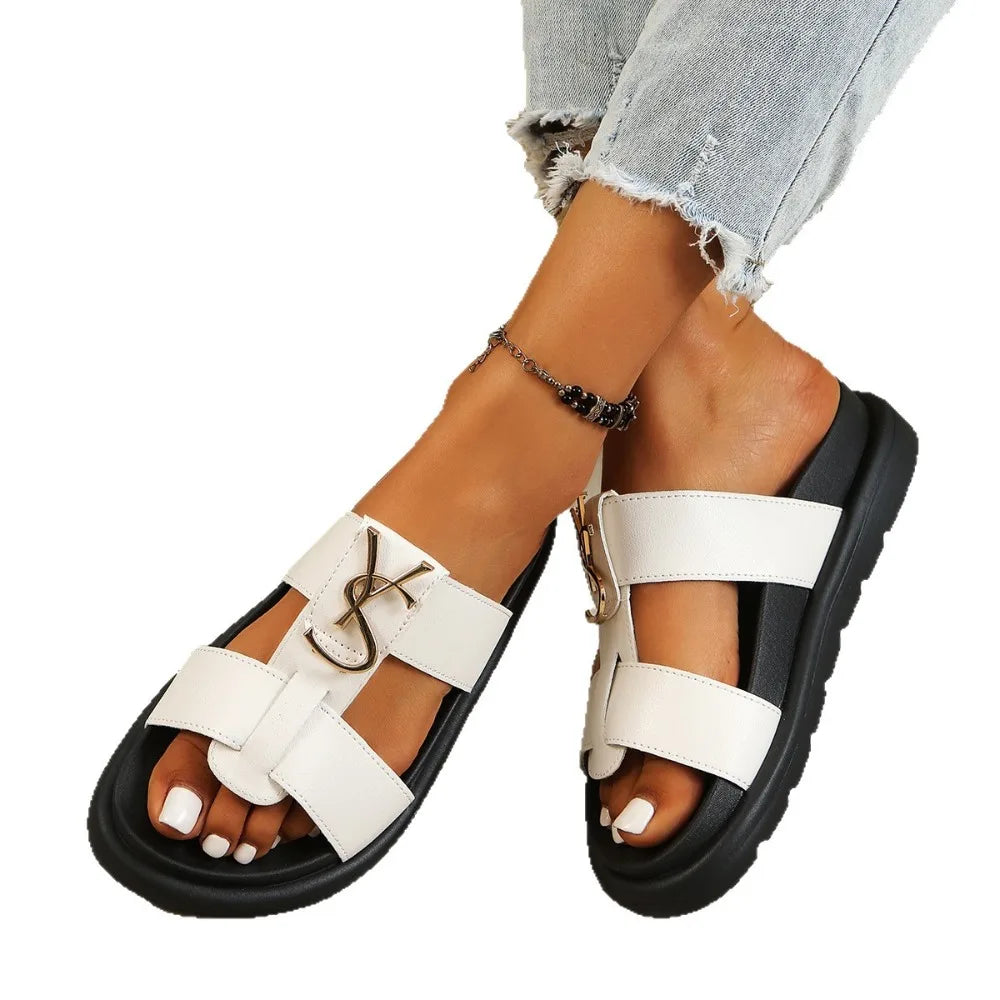 Women Slippers 2026 Fashion Open Toe Flats Luxury Designer Casual Women Sandals Daily Outdoor Comfort Open Toe Flip Flops