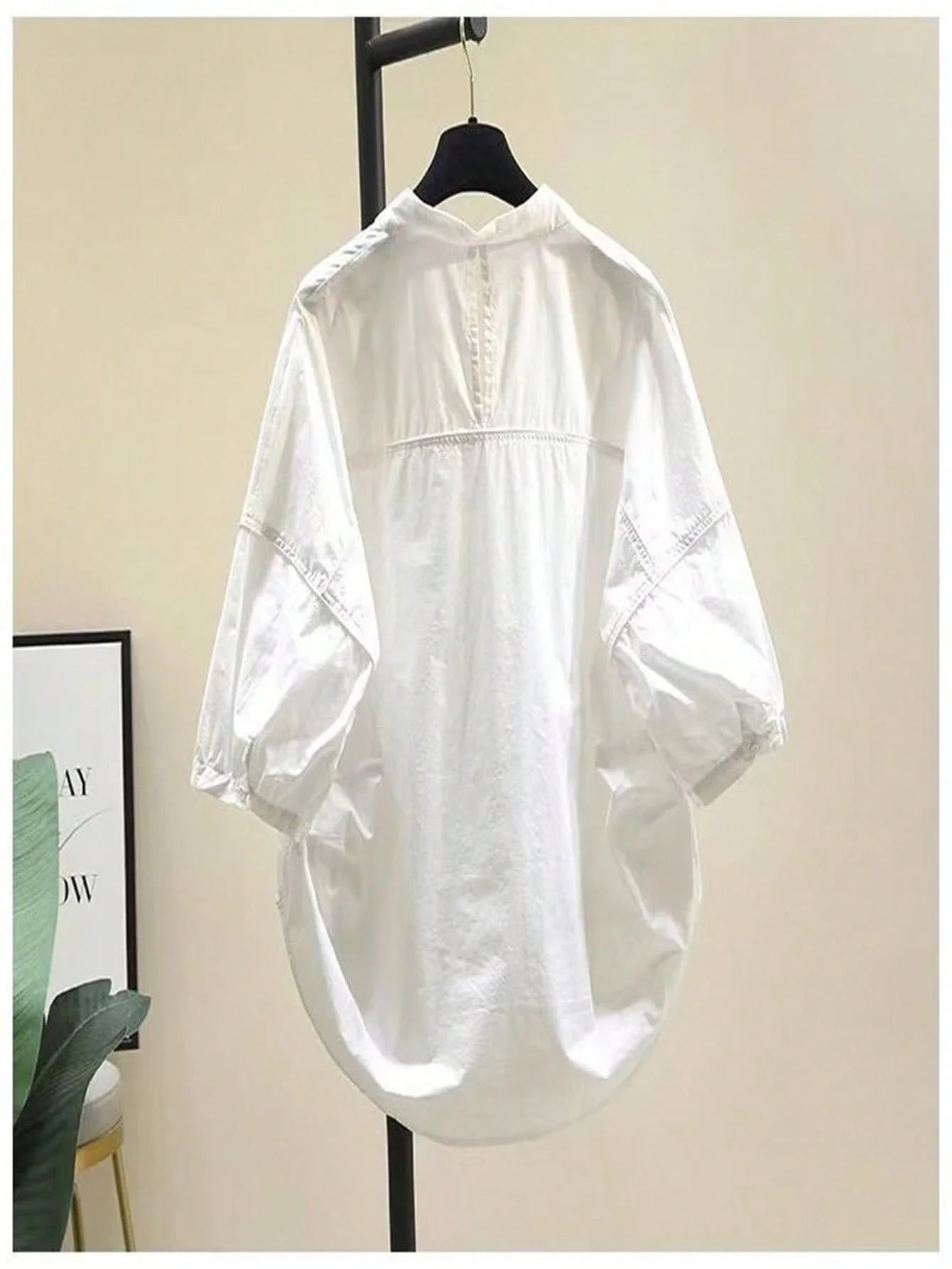 Women's Loose Fit Casual 3/4 Sleeve Shirt With Hollow Back Minimalist White