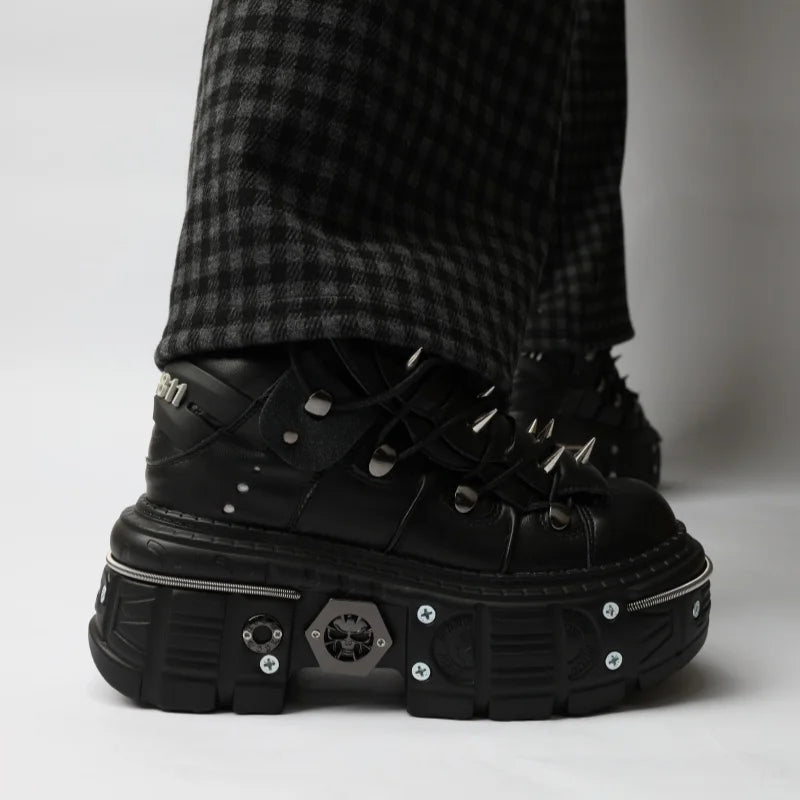 Punk Rivet Metal Decoration Gothic Shoes Large Size Chunky Heel Platform Sneakers Casual Runway Outdoor Trainers Black Women Hot