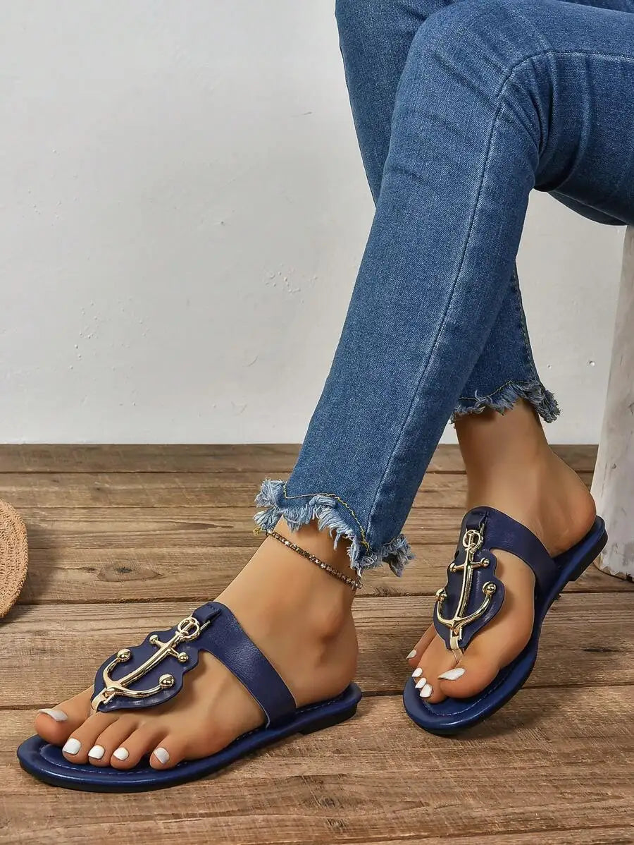 Women's Flat Sandals, New Fashion Metal Trident Decorated Flip Flops, Outdoor Casual Lightweight Slipper