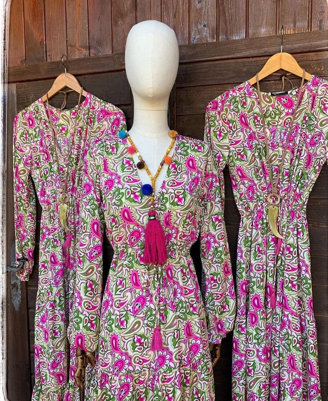 Women's Summer New Fashionable Printed Sexy V-neck Long Sleeve High Waist Elastic Waist Medium Length Bohemian Dresses