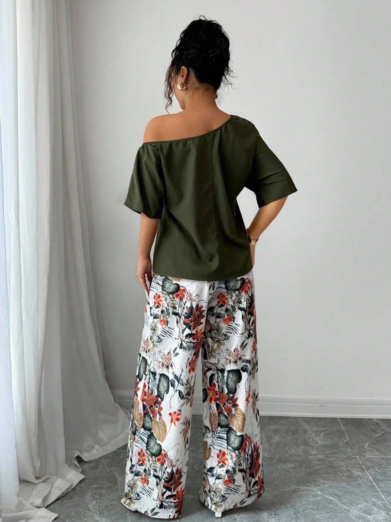 Vacation Style 2pcs Set Women Asymmetrical Neck Blouse Floral Wide Leg Pants