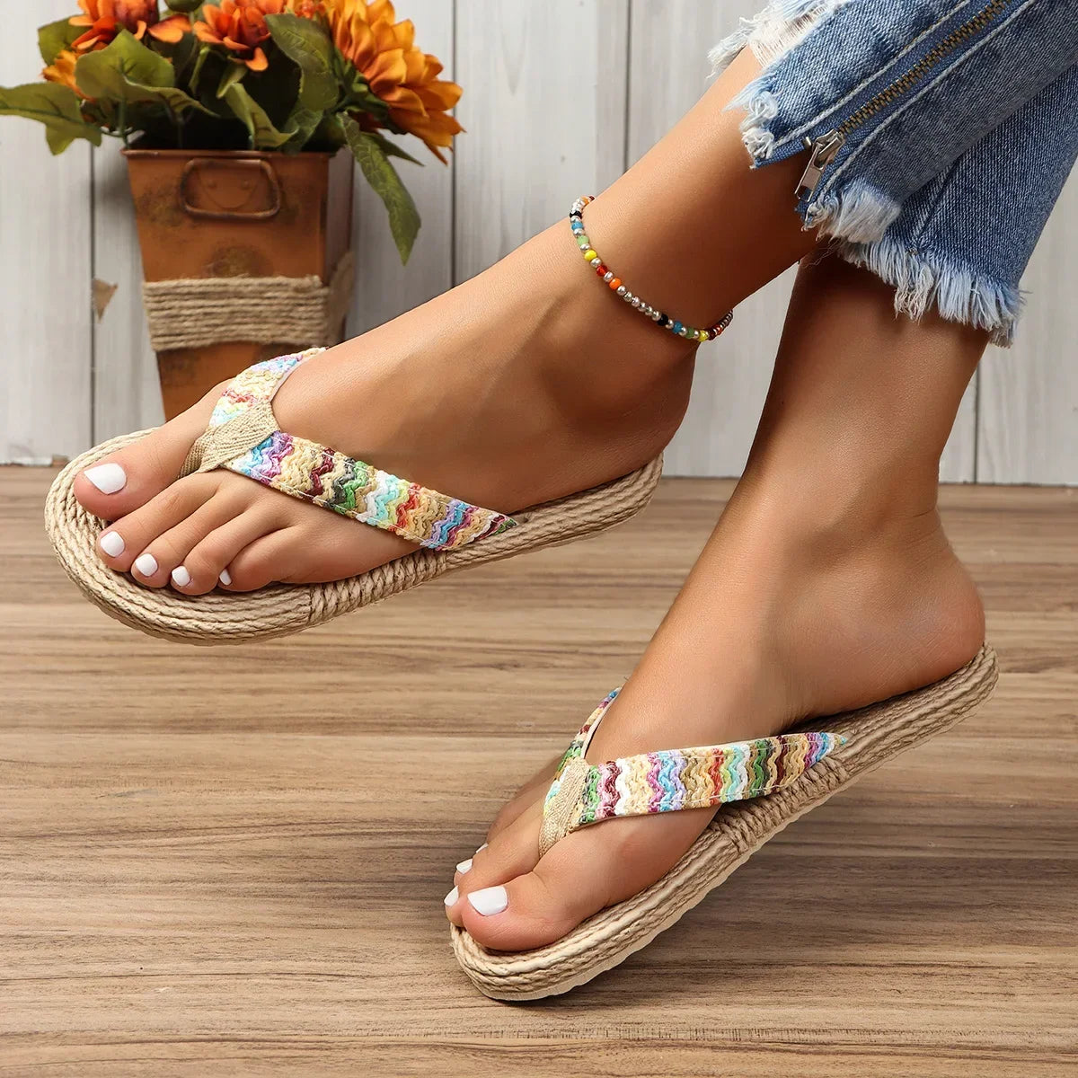Women Ethnic Style Flat Flip Flops Anti Slip Wear Resistant Soft Sole Fashion Beach Sandals