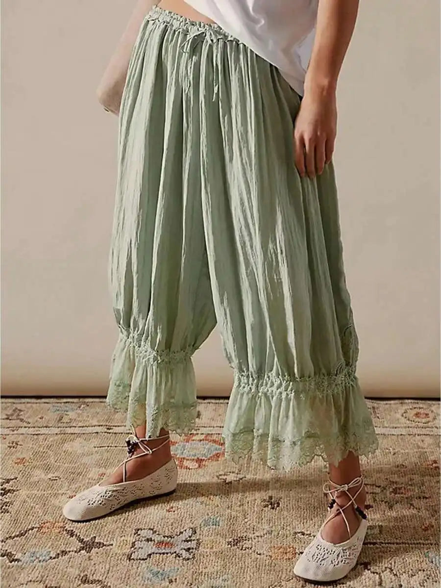Women Lace Trim Elastic Mid Rise Cropped Flared Bloomers Pantaloons