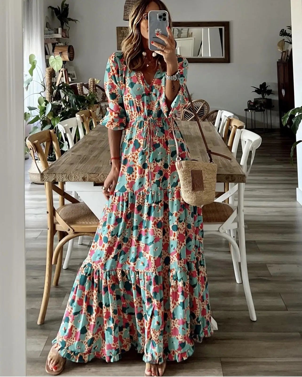 Women's Summer New Fashionable Printed Sexy V-neck Long Sleeve High Waist Elastic Waist Medium Length Bohemian Dresses