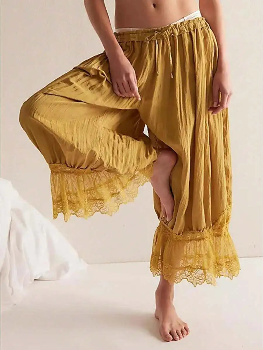 Women Lace Trim Elastic Mid Rise Cropped Flared Bloomers Pantaloons