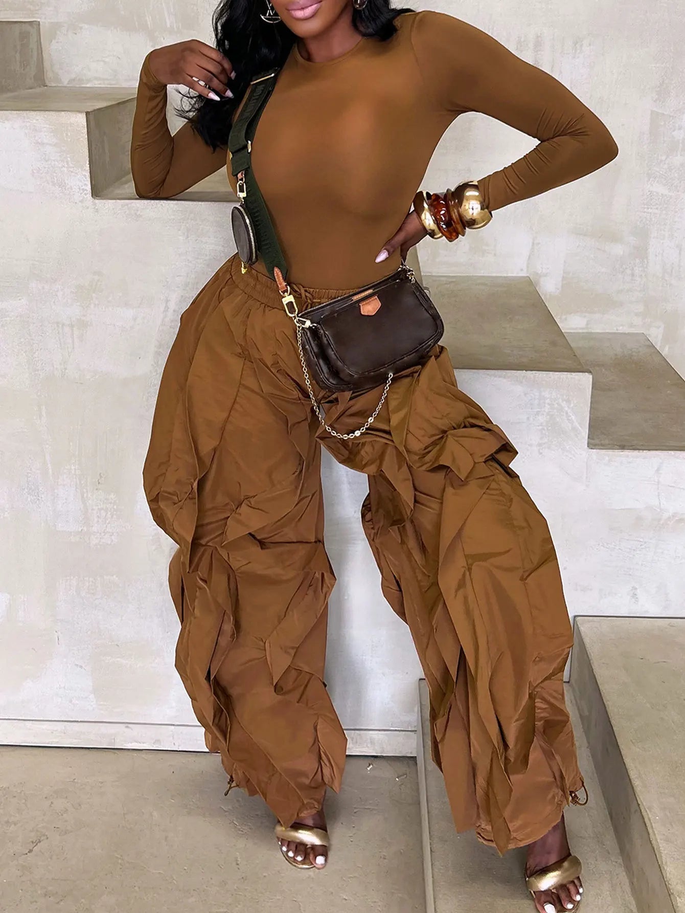 GLOURI Women's Wide Leg Long Pants, Drawstring Elastic Waist 3D Pleated Ruffled Trim Loose Oversized Trousers, Casual High Street Trendy Style for Daily Commute Street Outing, Influencer OOTD Photography Outfits