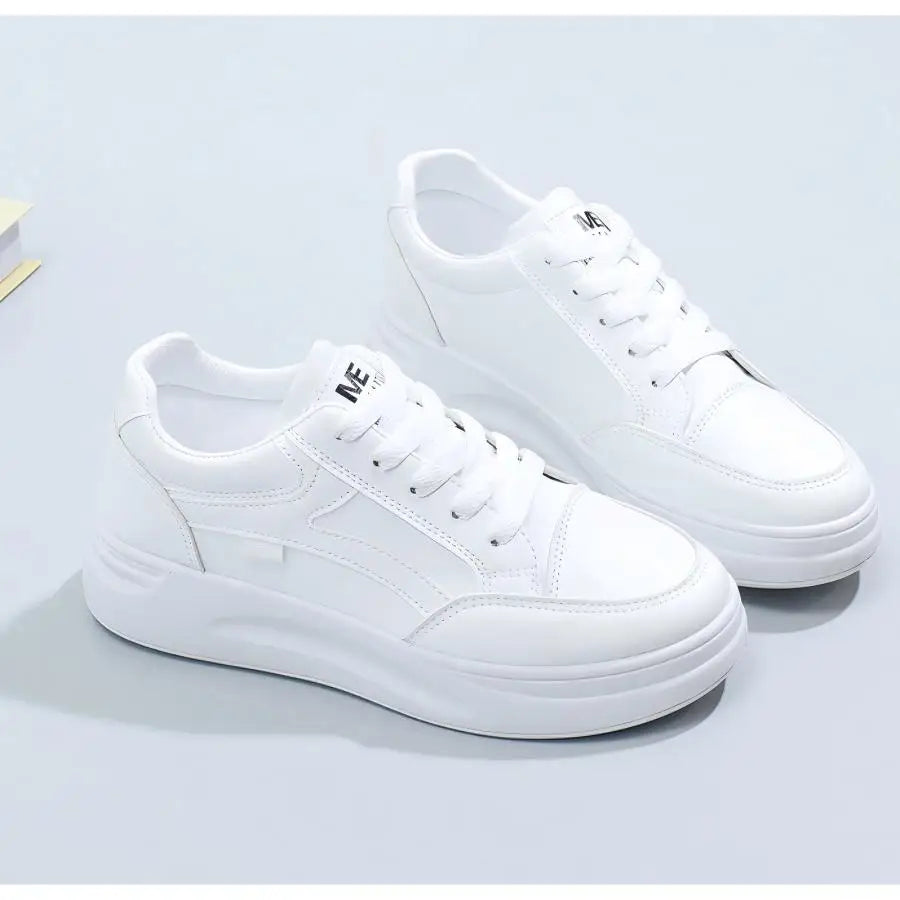 Women's Classic White Platform Sneakers Trendy Casual Lightweight Non-Slip Comfortable Walking Trainers