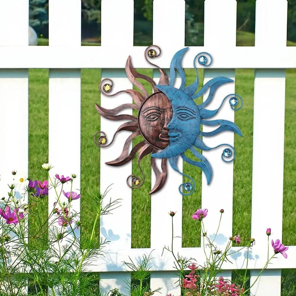 Outdoor Metal Moon Wall Art, 13.26 Inch Hanging Decor for Garden, Patio, and Living Spaces