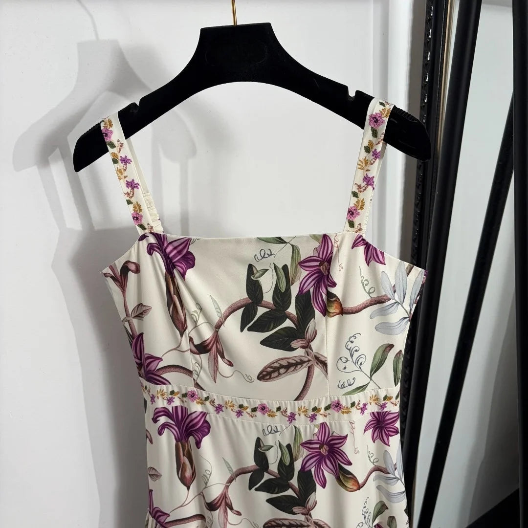 2026 Summer Women Floral Spaghetti Strap Dress, Elegant Vacation Style Sleeveless Waist-Cinched Maxi Dress With Flared Hem