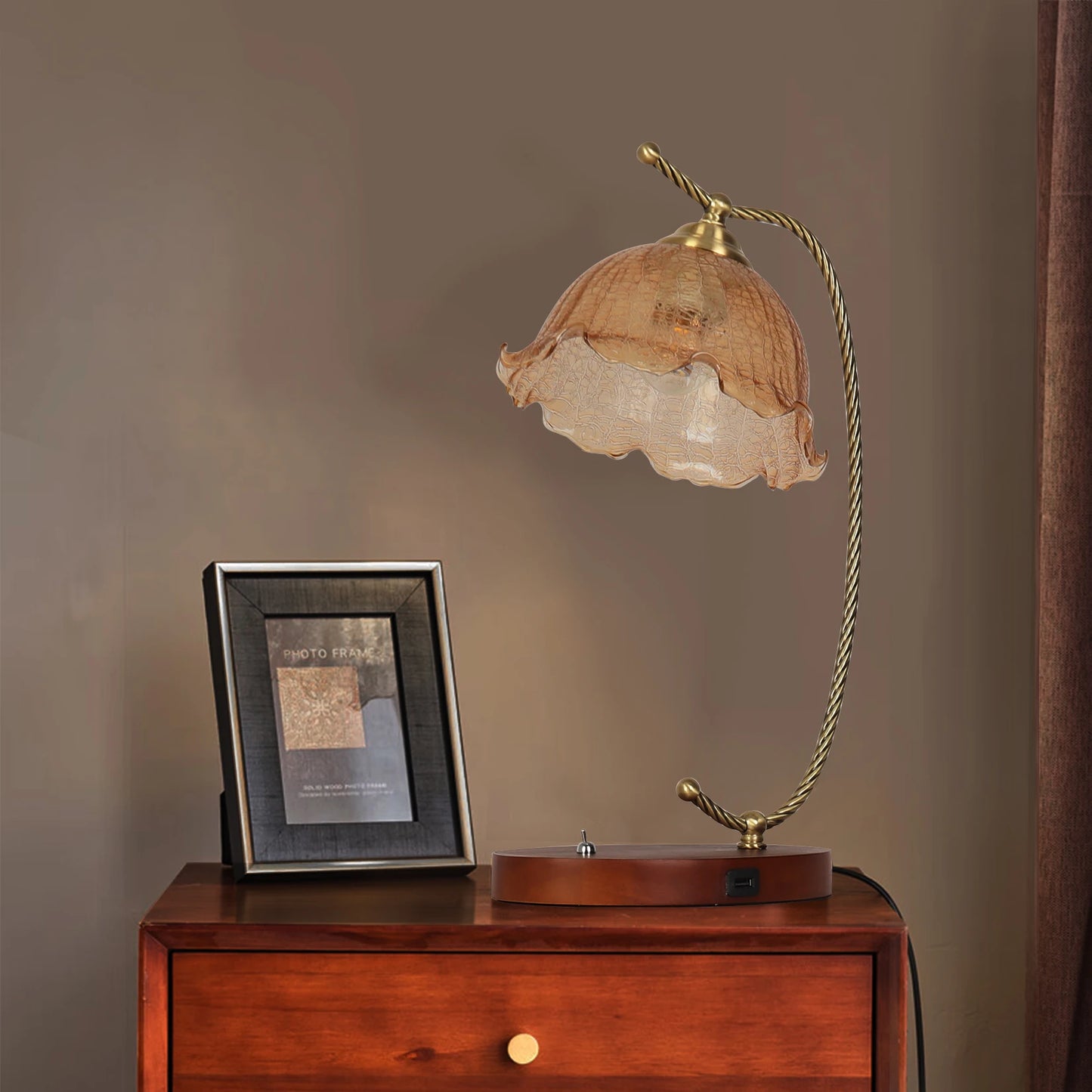 Mid-Century Bedside Table Lamp Modern Glass Flower Desk Lamp Gold Reading Lamp
