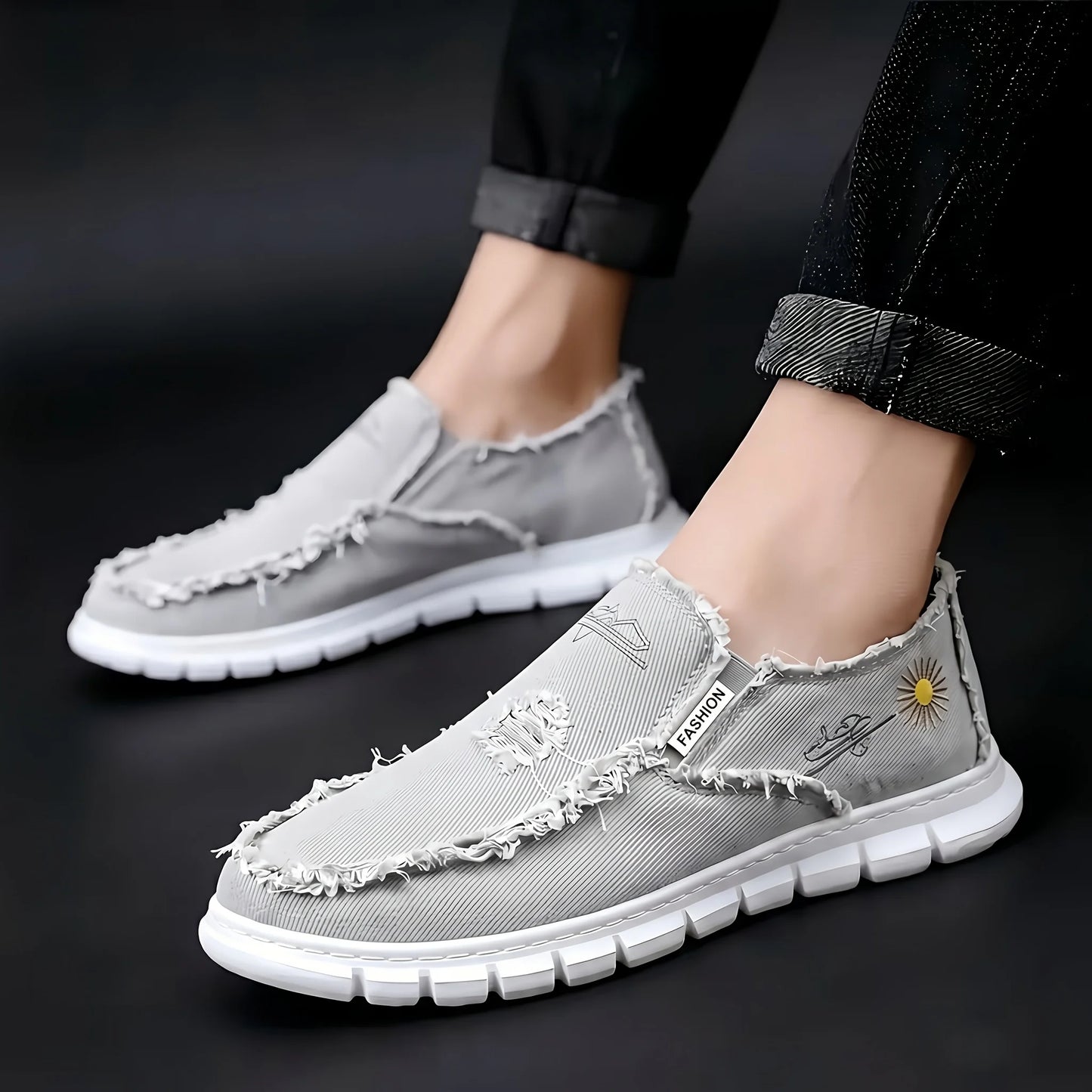 Unisex Fringe Raw Edge Canvas Slip On Loafers, Vintage Daisy Embroidery Lazy Shoes, Soft Non-slip Breathable Daily Flats, Lightweight One-step Walking Shoes, Casual All-match Comfort Footwear For Men Women Daily Commute & Dai