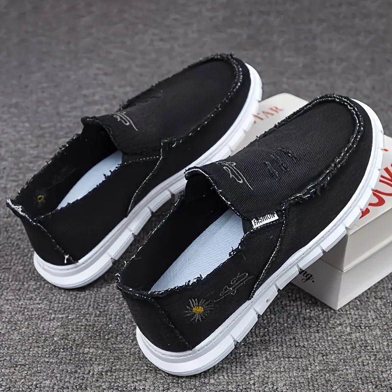 Unisex Fringe Raw Edge Canvas Slip On Loafers, Vintage Daisy Embroidery Lazy Shoes, Soft Non-slip Breathable Daily Flats, Lightweight One-step Walking Shoes, Casual All-match Comfort Footwear For Men Women Daily Commute & Dai